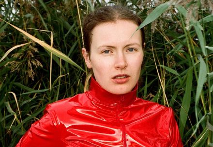 Rosa Anschütz delivers the second single ‘Sold Out’ of her upcoming LP.