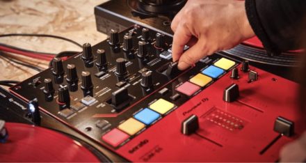 Pioneer DJ presents the DJM-S5, the first USB-powered battle mixer.