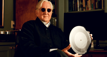 T Bone Burnett is developing a new Analog Disc Technology format dubbed ‘Ionic Originals’.