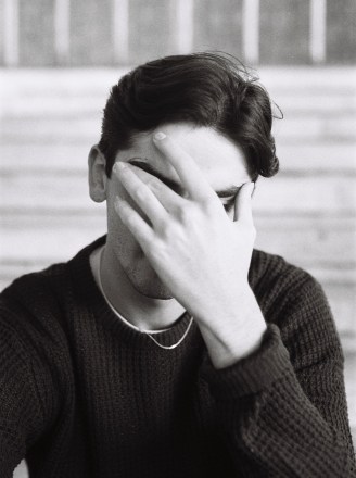 Rene Wise unveils new four-track EP, ‘Knock Motion’.