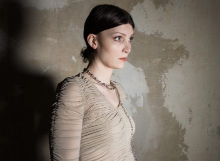 Intrepid Skin unveils Valerie Ace’s new EP, ‘Strass & Stress’.